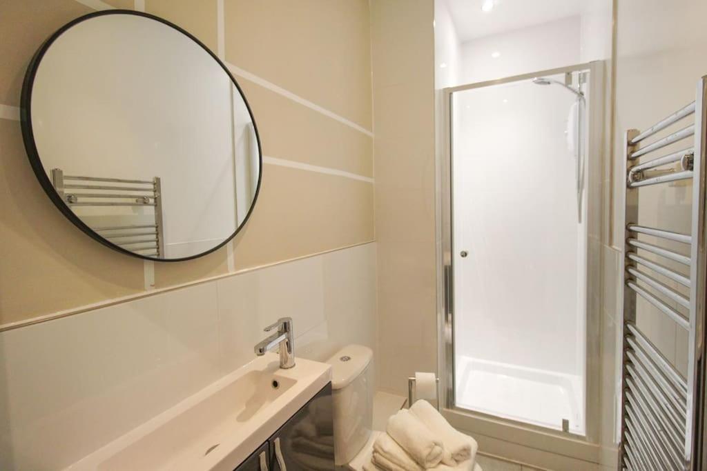 Spacious 1 Bed Apartment 1 Minute Walk From Square 诺丁汉 外观 照片