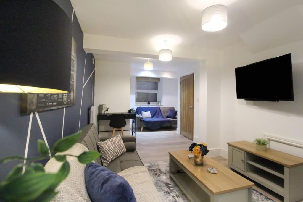 Spacious 1 Bed Apartment 1 Minute Walk From Square 诺丁汉 外观 照片